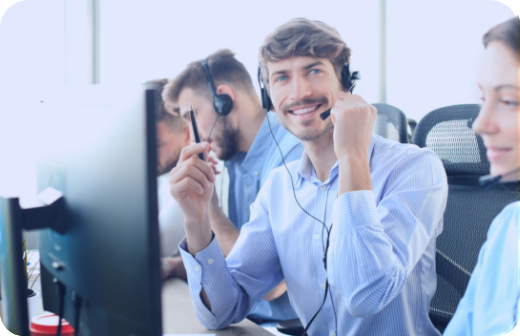 persona dando soporte